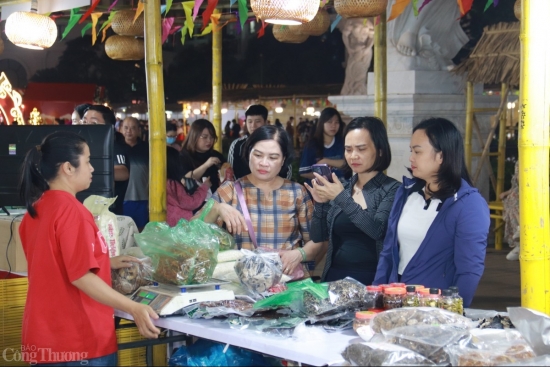 Đa dạng các chương trình kích cầu tiêu dùng cuối năm